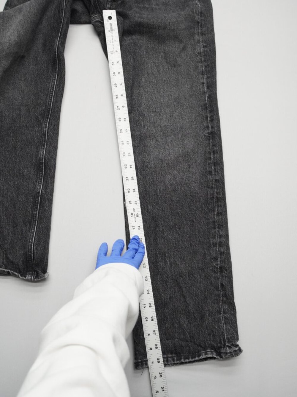 Agolde Fran High Rise Wide Leg Cuffed Jeans in Ditch Size 25 - Picture 10 of 13